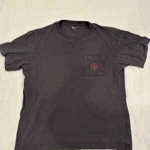 Uniqlo Jujutsu Kaisen Collab UT Class Edition size S